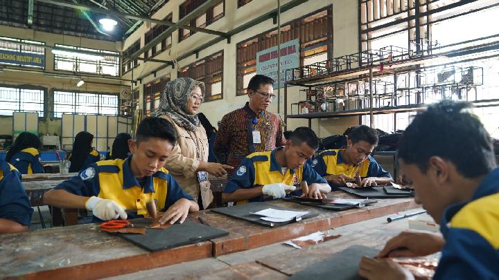 Mengajarkan Keterampilan Hidup melalui Pendidikan
